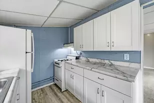 7139 W St Paul Ave, Milwaukee, WI 53213 - Photo 10