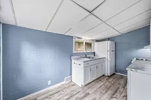 7139 W St Paul Ave, Milwaukee, WI 53213 - Photo 8