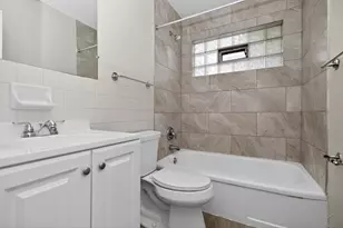 8531 W Lawrence Ave, Milwaukee, WI 53225 - Photo 14