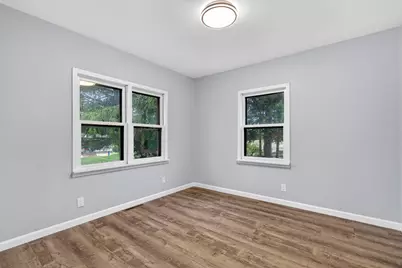 11907  254th Ave, Salem Lakes, WI 53179 - Photo 6
