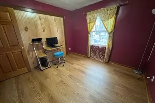 4710 W Sumac Pl, Milwaukee, WI 53219 - Photo 10