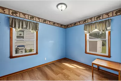 4710 W Sumac Pl, Milwaukee, WI 53219 - Photo 12