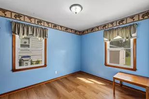 4710 W Sumac Pl, Milwaukee, WI 53219 - Photo 12