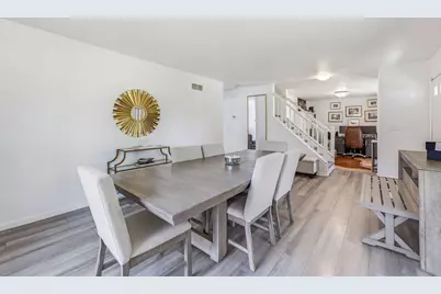 N78W15289  Haymeadow Rd, Menomonee Falls, WI 53051 - Photo 4