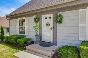 N78W15289 Haymeadow Rd, Menomonee Falls, WI 53051 - Photo 34