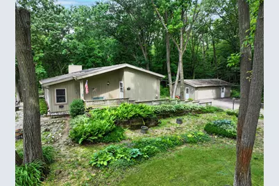 N2877  Roger Rd, Sullivan, WI 53137 - Photo 2