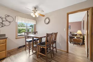 5249 Lakeside Dr, Greendale, WI 53129 - Photo 10