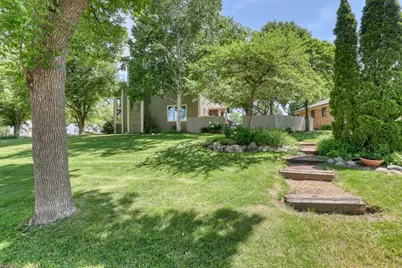 10929 W Hope Ave, Wauwatosa, WI 53222 - Photo 28