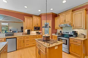 W230N7956 Bluebill Dr, Sussex, WI 53089 - Photo 14