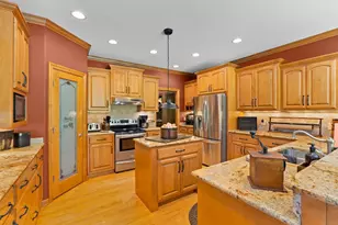 W230N7956 Bluebill Dr, Sussex, WI 53089 - Photo 12