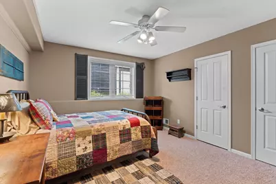 W230N7956  Bluebill Dr, Sussex, WI 53089 - Photo 32