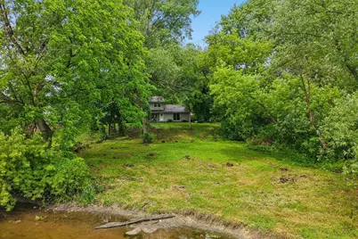 7400 N Pierron Rd, Glendale, WI 53209 - Photo 40
