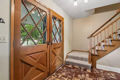 7400 N Pierron Rd, Glendale, WI 53209 - Photo 18