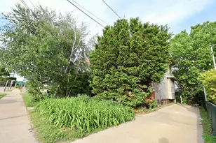 1805 Taylor Ave, Racine, WI 53403 - Photo 24