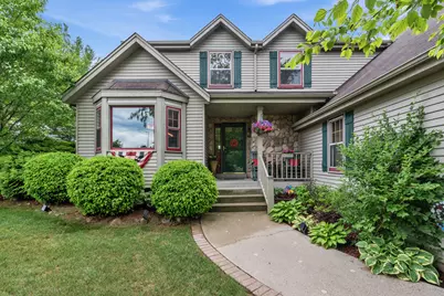 2091-2093  Cherokee St, Grafton, WI 53024 - Photo 4
