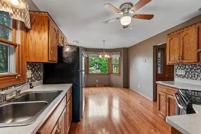 2091-2093  Cherokee St, Grafton, WI 53024 - Photo 30