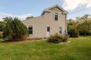 320 Mill St, Fox Lake, WI 53933 - Photo 48