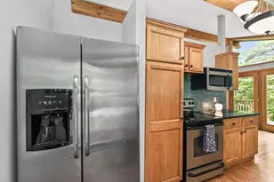 W277S8435 Riverview Dr, Vernon, WI 53149 - Photo 6