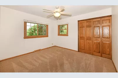 875  Plateau Ln, Brookfield, WI 53186 - Photo 22