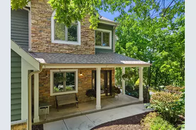 W246S6355  Clearview Ln, Vernon, WI 53189 - Photo 2
