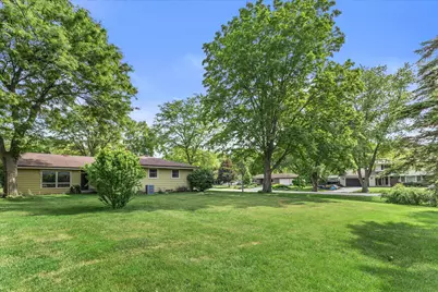 12115 W Luther Ave, Hales Corners, WI 53130 - Photo 28