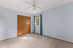 12115 W Luther Ave, Hales Corners, WI 53130 - Photo 16