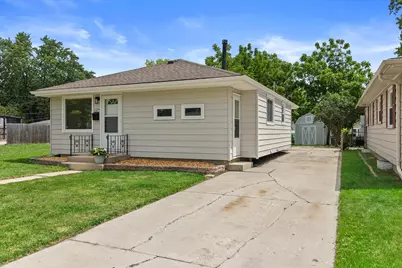 1329  Indiana St, Racine, WI 53405 - Photo 4