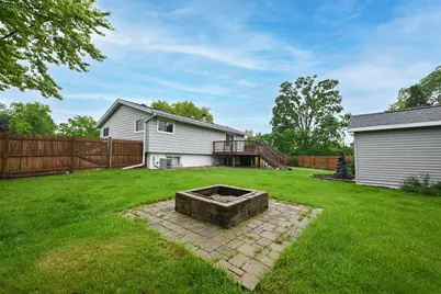 12237 W Larkspur Rd, Franklin, WI 53132 - Photo 30