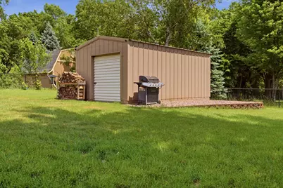 205  3rd Ave, Holmen, WI 54636 - Photo 32