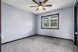 1212 Leo Dr, Holmen, WI 54636 - Photo 14