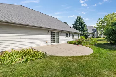 207 N Hunters Xing, Slinger, WI 53086 - Photo 36