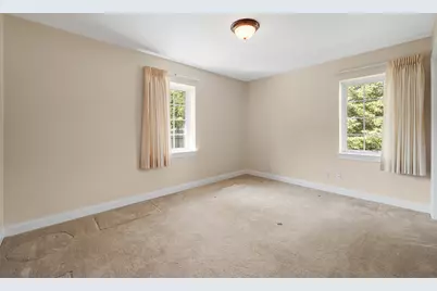 207 N Hunters Xing, Slinger, WI 53086 - Photo 22