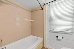 218 E Washington St, Slinger, WI 53086 - Photo 12