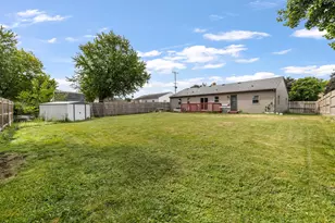 218 E Washington St, Slinger, WI 53086 - Photo 6
