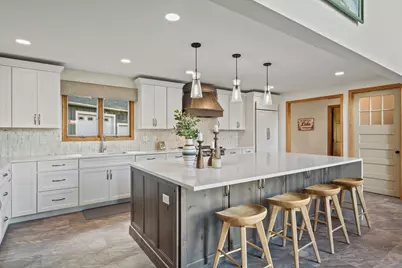 1817 N Wildwood Dr, Linn, WI 53147 - Photo 6