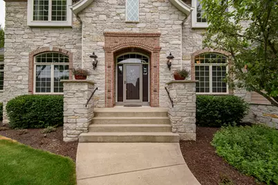 S76W26010  Prairieside Dr, Vernon, WI 53189 - Photo 6
