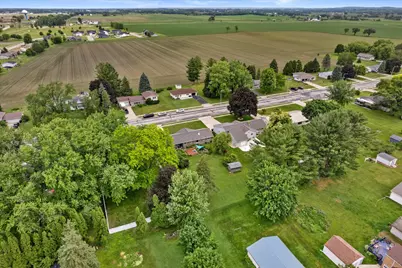 630 E Center St, Juneau, WI 53039 - Photo 38