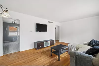 3905 N 93rd St, Milwaukee, WI 53222 - Photo 2