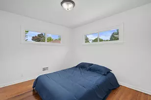 3905 N 93rd St, Milwaukee, WI 53222 - Photo 10