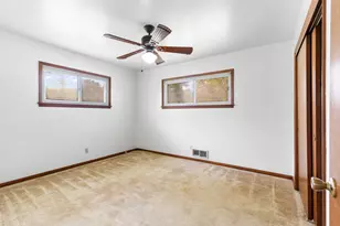 3301 E Carol Ct, Oak Creek, WI 53154 - Photo 12