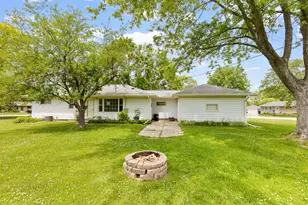 3301 E Carol Ct, Oak Creek, WI 53154 - Photo 24