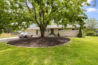 3301 E Carol Ct, Oak Creek, WI 53154 - Photo 1