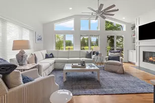 607 Trevino Dr, Geneva, WI 53147 - Photo 8