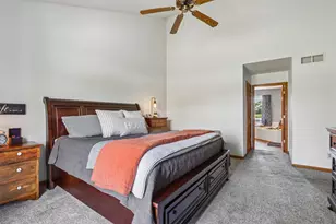 S96W34687 Jericho Dr, Eagle, WI 53119 - Photo 12
