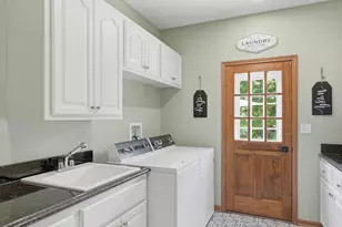 4695 Catherine Ct, Brookfield, WI 53072 - Photo 34