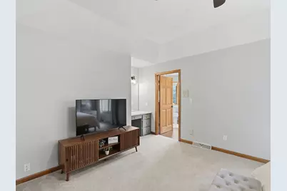 4695  Catherine Ct, Brookfield, WI 53072 - Photo 44
