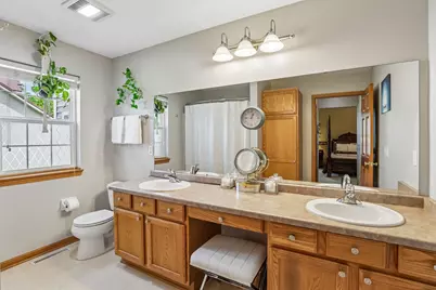 1085  Hillebrand Dr, Jefferson, WI 53549 - Photo 32