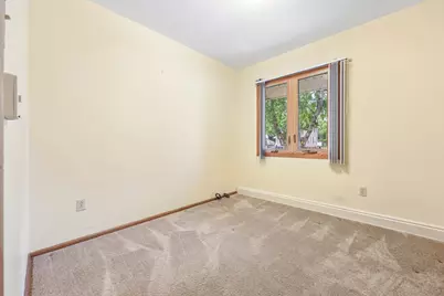 810  Summit Ave, Waukesha, WI 53188 - Photo 20