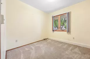 810 Summit Ave, Waukesha, WI 53188 - Photo 20