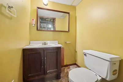 810  Summit Ave, Waukesha, WI 53188 - Photo 24